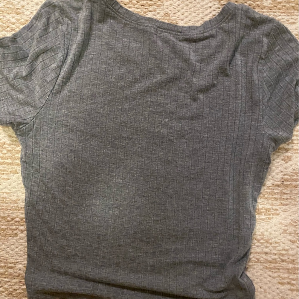 Gray Crop Top - Picture 2 of 4